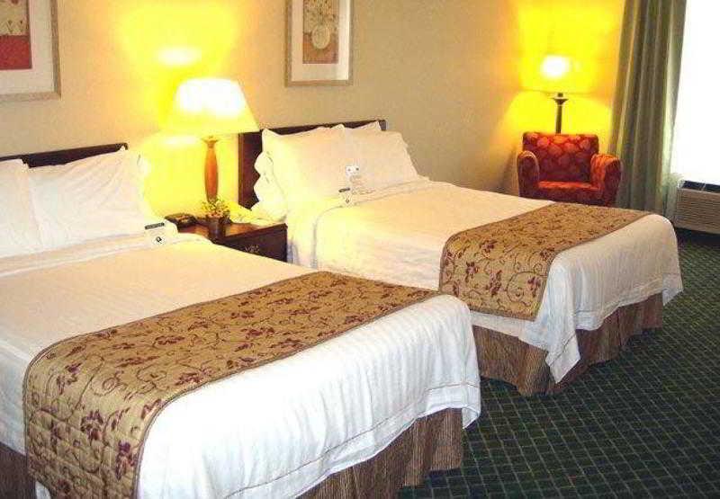 Fairfield Inn & Suites Butler Exteriör bild