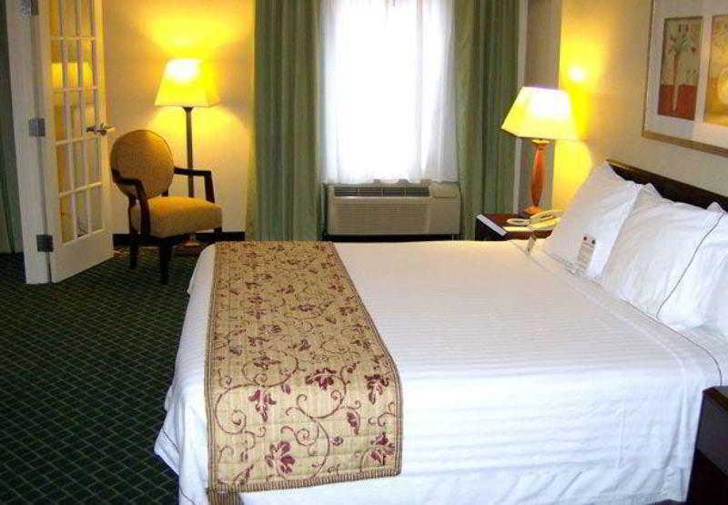 Fairfield Inn & Suites Butler Rum bild